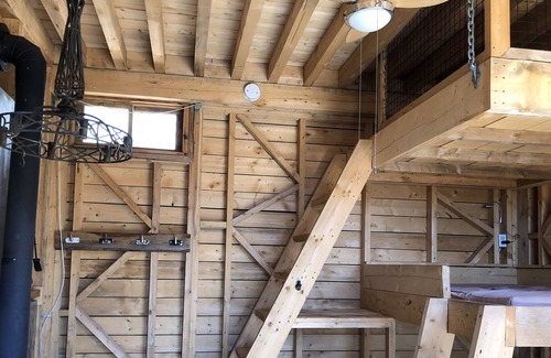 Saint-Sauveur Cabin | Unusual cabin - Le Kube