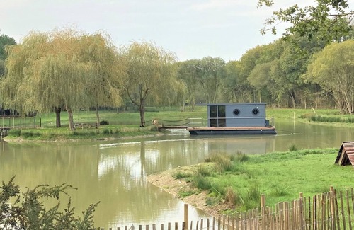 Sarzeau House | Unusual ecolodge surrounded by nature 5 minutes from the beach