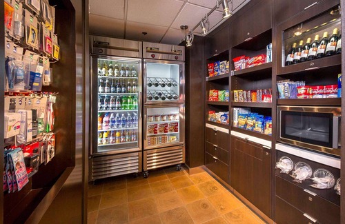Durham Hotel | Unwind and Recharge! Pet-friendly, Free Parking, Near Research Triangle Park