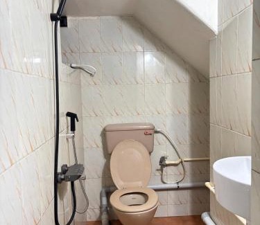 Kazhakuttam Apartment | Unwind at Blue Lagoon - quiet, cozy and connected
