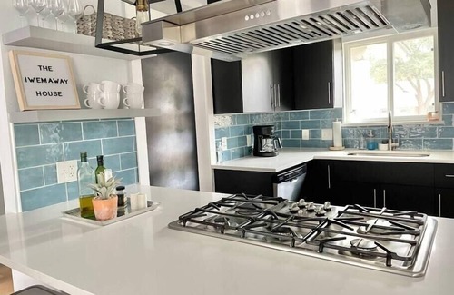 North Austin Civic Association House | Unwind in Style: Beautiful Home for Holiday Fun