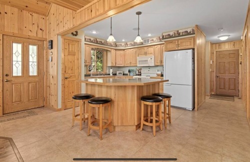 Crosslake Cabin | Unwind on the Whitefish Chain of lakes! Beautiful Big Trout Lake Home!