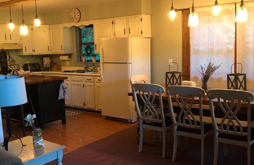 Whitehall House | Unwind overlooking the tranquil beauty of Hills Pond