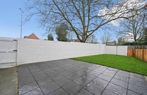 Chelmsford Apartment | Unwind @ Prime Apartment - Chelmsford
