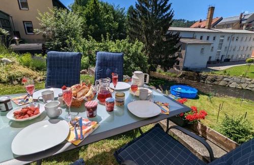 Sebnitz Apartment | UO0 - Urlaubsmagie - Gemütliche Wohnung für bis zu 6P