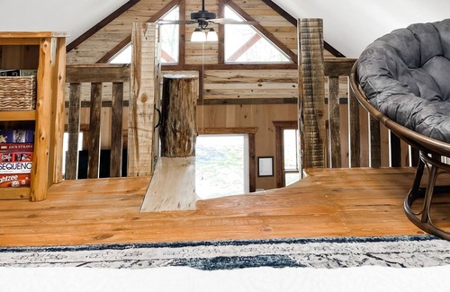 Brook Park Cabin | Up North Cabin - Pet Friendly