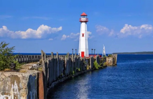 St Ignace Apartment | Up North Getaway - Close to Ferry