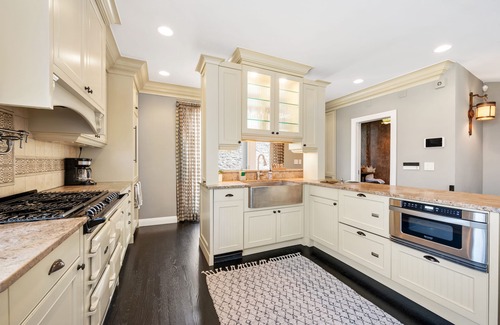 West Town House | UP-SCALE Wicker Park 4BD/3.5BA HOME (+garage)