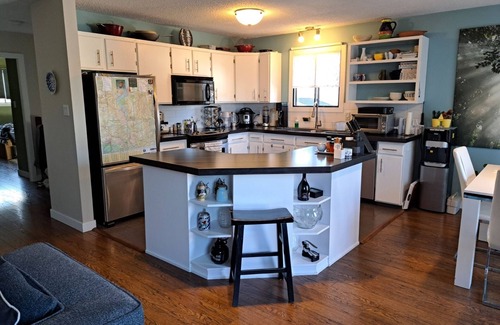 Okanagan-Similkameen House | Up to 25% off for Quiet Comfort and all the amenities!