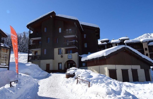 Les Avanchers-Valmorel Apartment | Up to 5m ski slope, 1st floor, mountain view, terrace, tv, locker for skis, 27m²