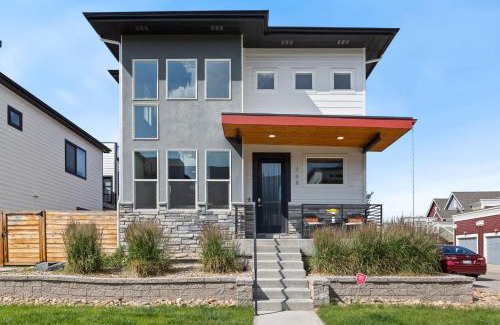 Old Town North House | Upbeat Retreat - Enjoy Bikes, Brews and Mtn Peaks!