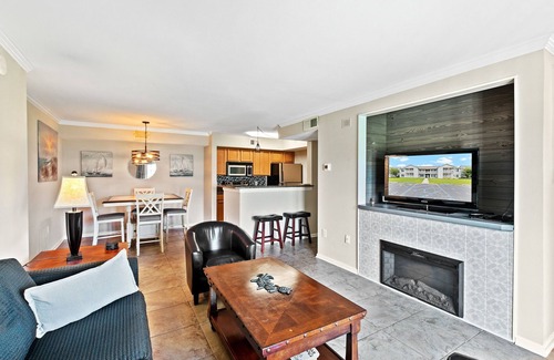 Gulf Shores Apartment | Updated 2BR Water View Condo | mins to Beach & Sportsplex