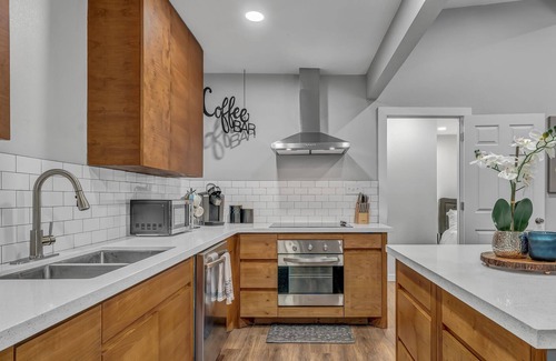 Bryan House | Updated 3bed/2bath home near Texas A&M