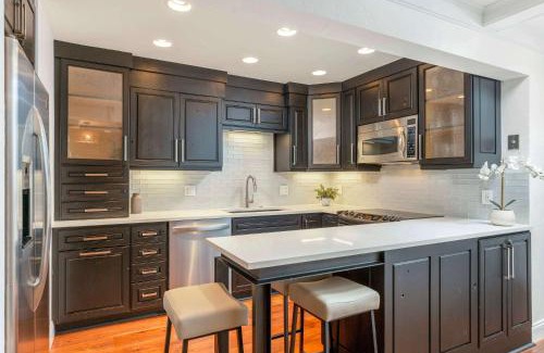 Aspen House | Updated 3BR, 3BA with Pool - Steps to Town