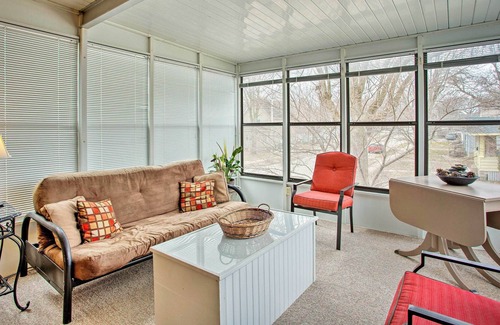 Albert Lea House | Updated Albert Lea Home By Fountain Lake & Main St