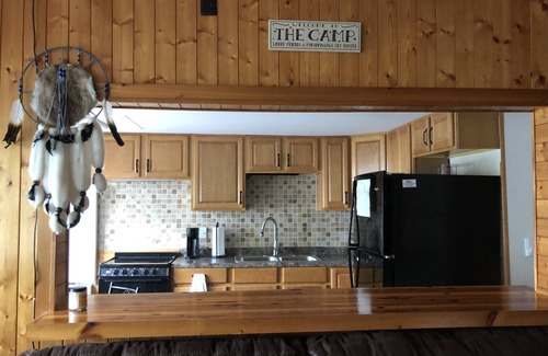 Old Forge Cabin | Updated Camp- 5 min to Old Forge, 1st Lake views