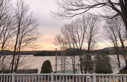 Old Forge Cabin | Updated Camp- 5 min to Old Forge, 1st Lake views