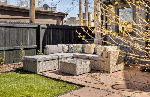 Highland House | Updated Central LoHi Home - Large Yard - 32nd Ave