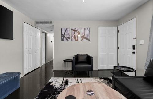 Bryant Pattengill East House | Updated & centrally located, 3-bedroom house with AC in charming Ann Arbor
