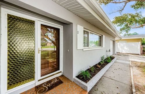 Clearwater House | Updated Clearwater Home, Close to Beaches & Pet Friendly!