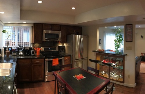 Incline Village Condo | Updated Condo Close To The Ski Resorts and Lake Tahoe