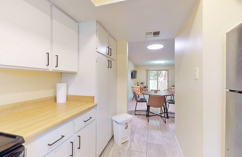 Lake Biltmore Village Condo | Updated condo in great location with private patio, outdoor pool, hot tub, W/D