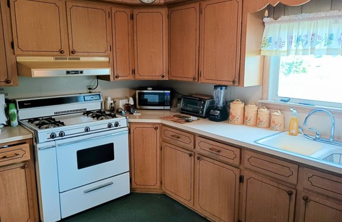 Port Austin House | Updated farmhouse with close access to all attractions