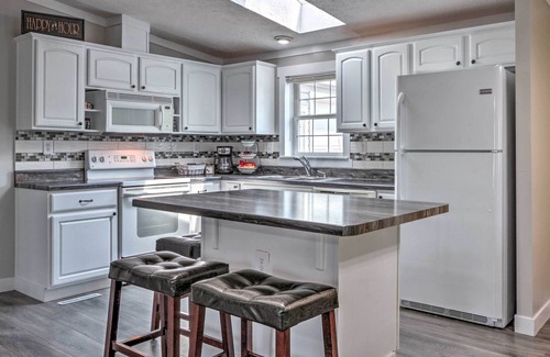 Harpers Ferry House | Updated Harpers Ferry Home: Only Half Mi to River!