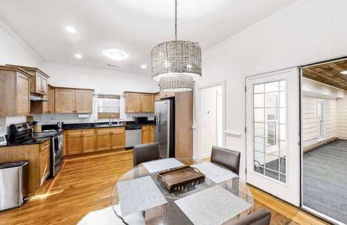 Eagan Park House | Updated home with porch, private parking & AC - minutes to ATL & near airport