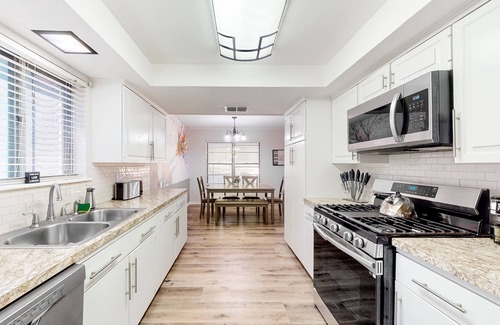 Coronado Hills House | Updated house in Austin with a large yard and game room
