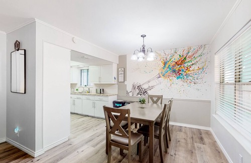 Coronado Hills House | Updated house in Austin with a large yard and game room