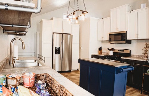 Casper House | Updated, modern loving in the center of Casper
