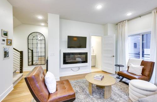 Downtown Omaha House | Updated Omaha Vacation Rental Less Than 2 Mi to Downtown!