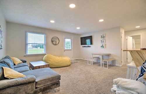 Onsted Apartment | Updated, Pet-Friendly Apartment w/ Yard, Deck
