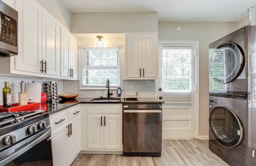 Piedmont Heights Apartment | Updated Piedmont Heights Apt - 5 Mi to Dtwn ATL!
