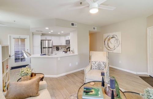 Central Scottsdale Condo | Updated Scottsdale Condo w/Pool Access!