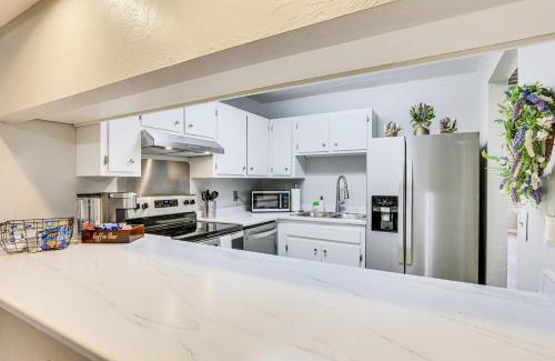 Tallahassee House | Updated Tallahassee Townhome 3 Mi to Downtown!