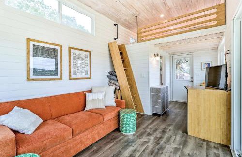 Lakehurst House | Updated Texas Tiny Home Rental on Lake Travis