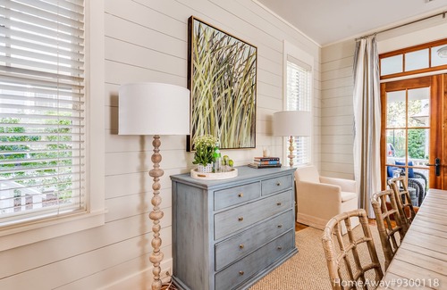 Palmetto Bluff Cottage | Updated Wilson Village 4 Bedroom Cottage Amenity access available