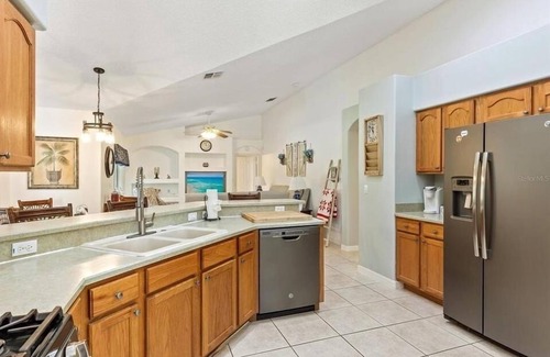 Four Corners Villa | Upgrades galore! Classy 4 bed home with private pool and spa.