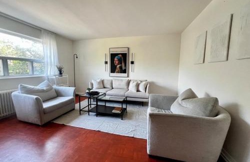 Beach Hill Apartment | Upper Beaches Apartment