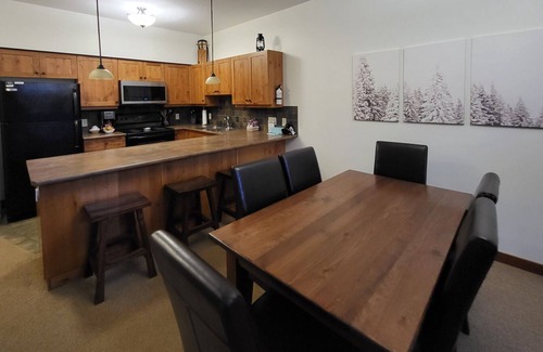 Sun Peaks Condo | Upper level entry - 2 bedroom condo with easy access to ski trails and private hot tub