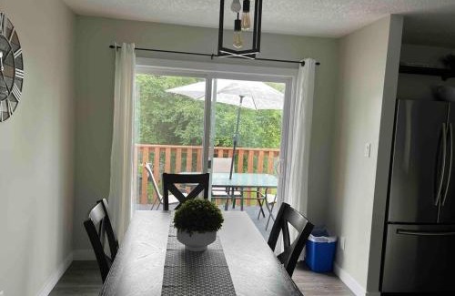 Grande Prairie House | Upper Level Home in Grande Prairie