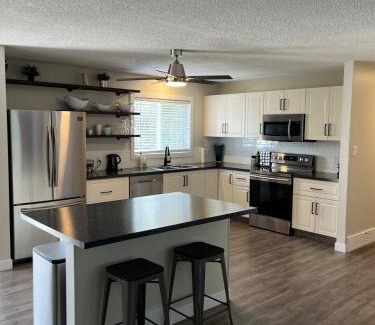 Grande Prairie House | Upper Level Home in Grande Prairie