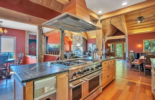 Palomar Mountain Ski Chalet | Upper Meadow Lodge - Groups up to 23 on 17 acres