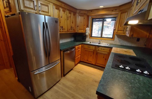Tupper Lake House | Upper Saranac Lake. Beach/dock/boat ramp. King bed, pets, paddle, hike, Olympic