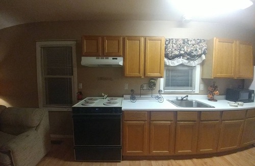 Mount Clemens Apartment | upper two-bedroom Loft in Mount Clemens