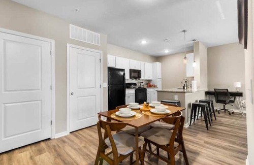 Melbourne Condo | Upscale 1BR/1BA: Resort Vibes, City Edge, Bliss