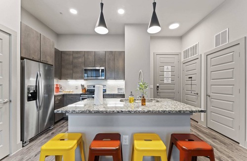 Montopolis Apartment | Upscale 1BR luxe suite close to Downtown w/fast WiFi