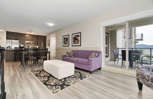 Harrison Hot Springs Apartment | Upscale 2BR Overlooking View Escape